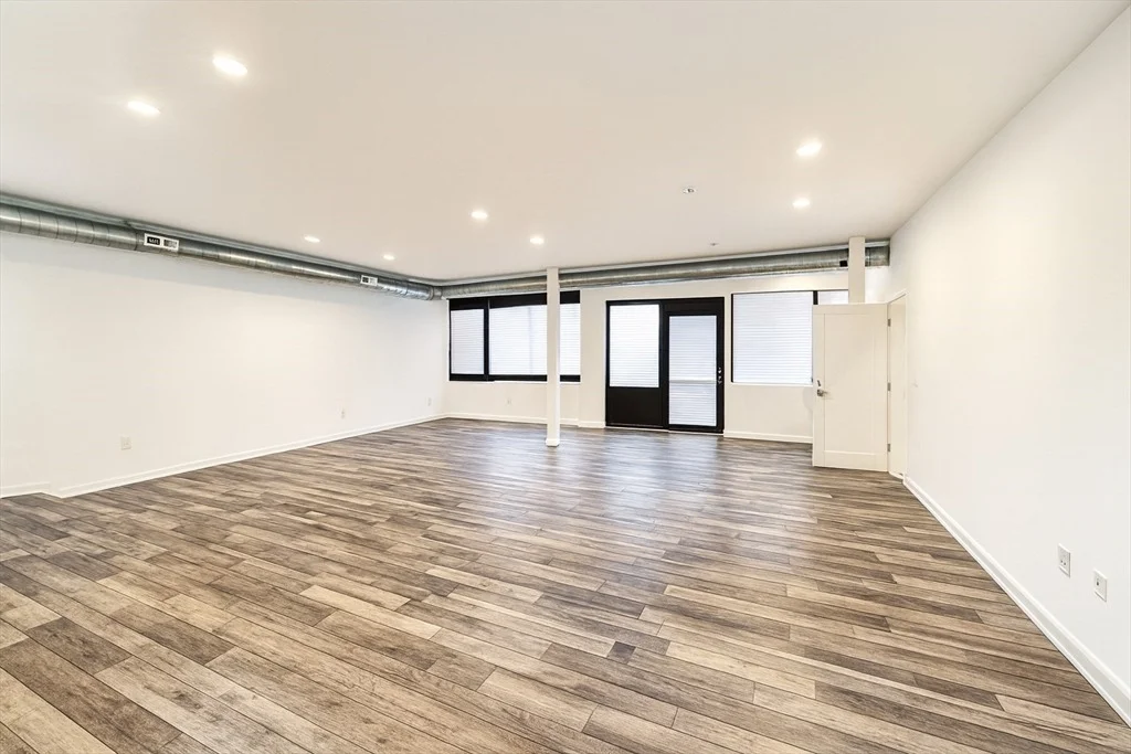 Photo of Unit 205 at 17 Kearney Sq