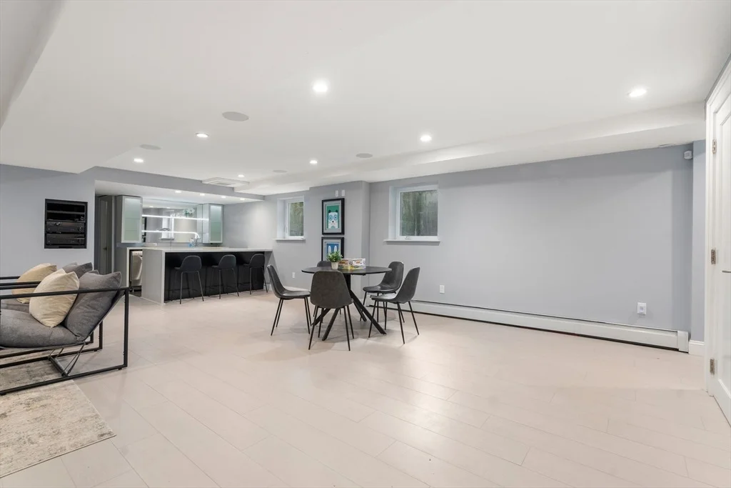 Photo of 152 Bellevue Rd