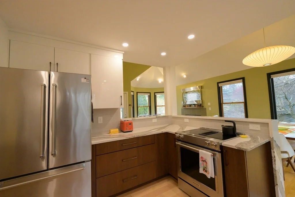 Photo of 39 Dennis Dr