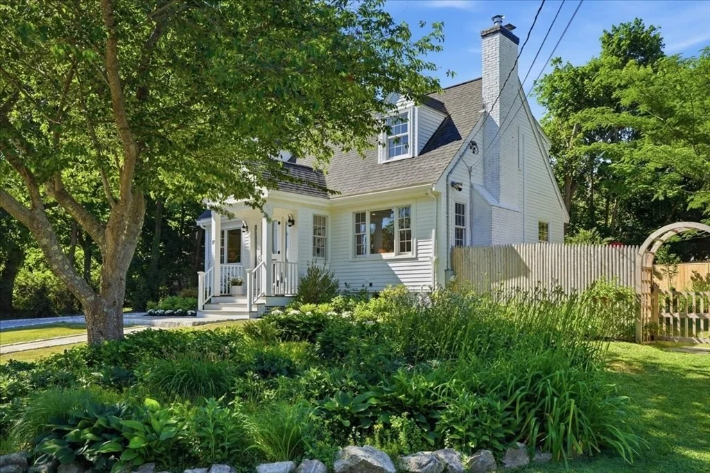 Photo of 77 Cushing Road