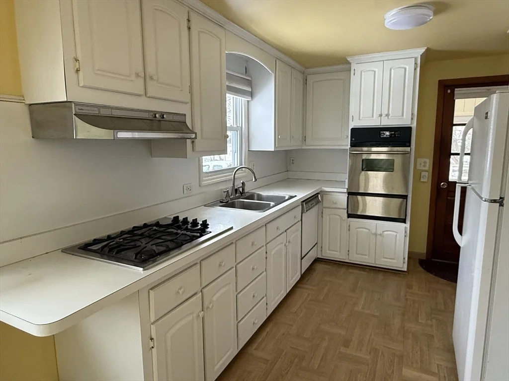 Photo of 8 Sycamore Cir