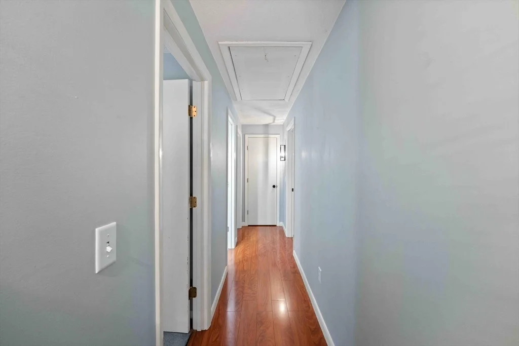 Photo of 33 Clinton Rd