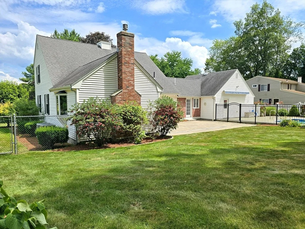 Photo of 42 Wayside Ln