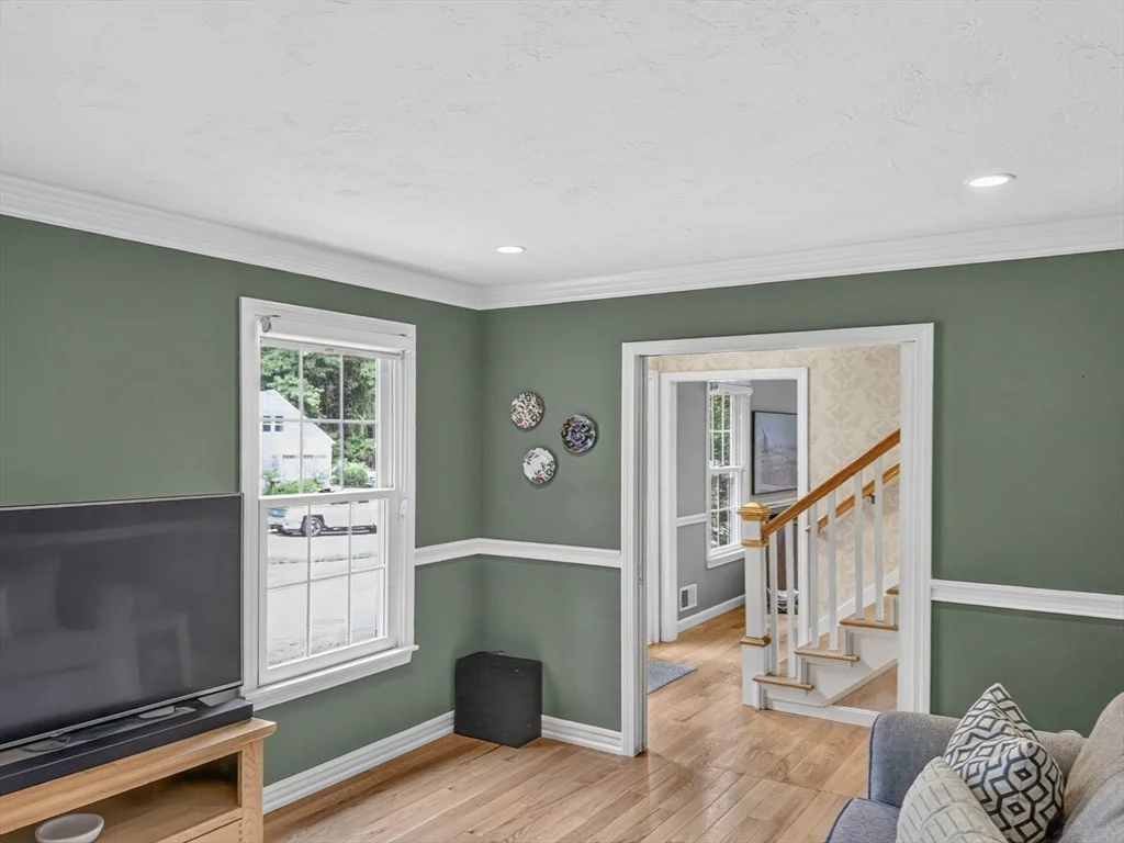 Photo of 16 Wadsworth Rd
