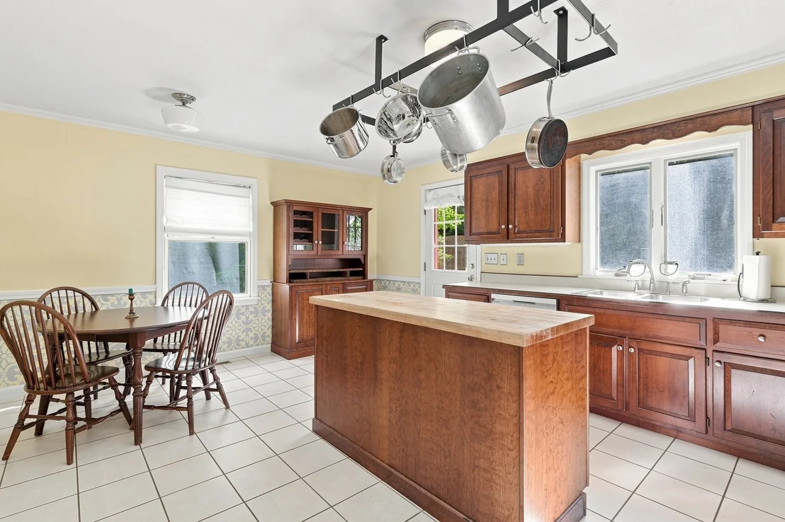 Photo of 87 Montague Rd