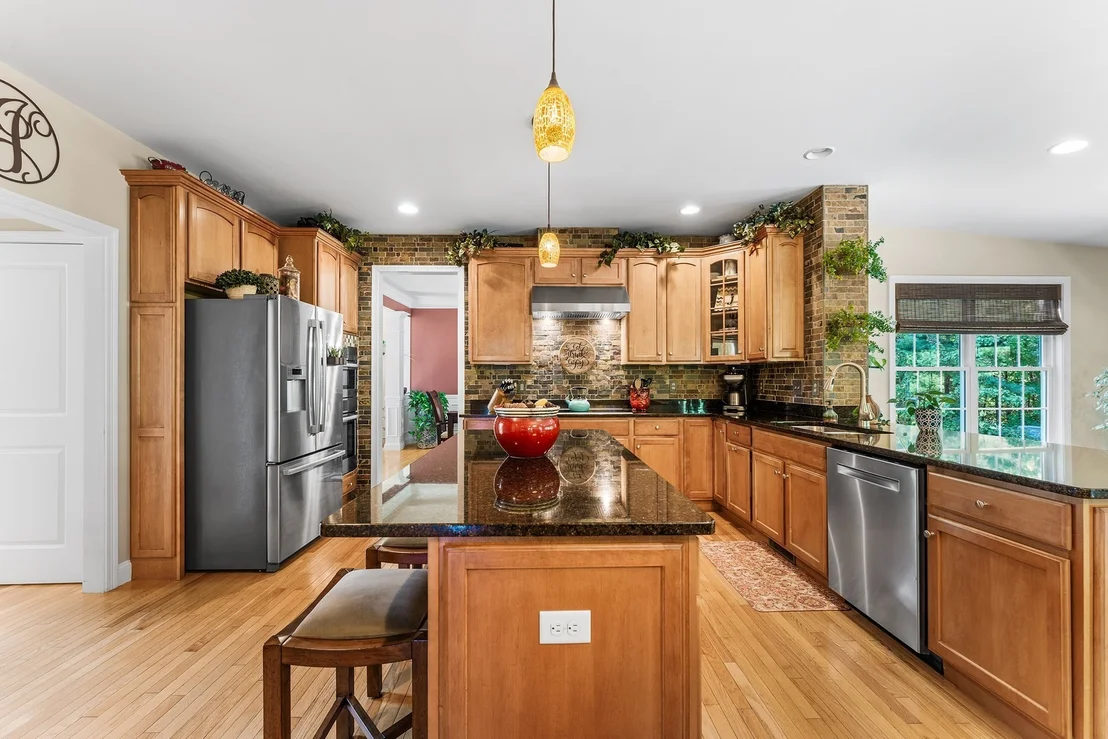 Photo of 32 Howarth Dr