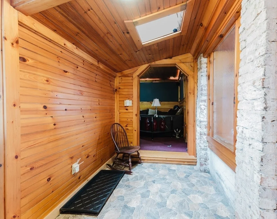Photo of 54 Bayview Ave