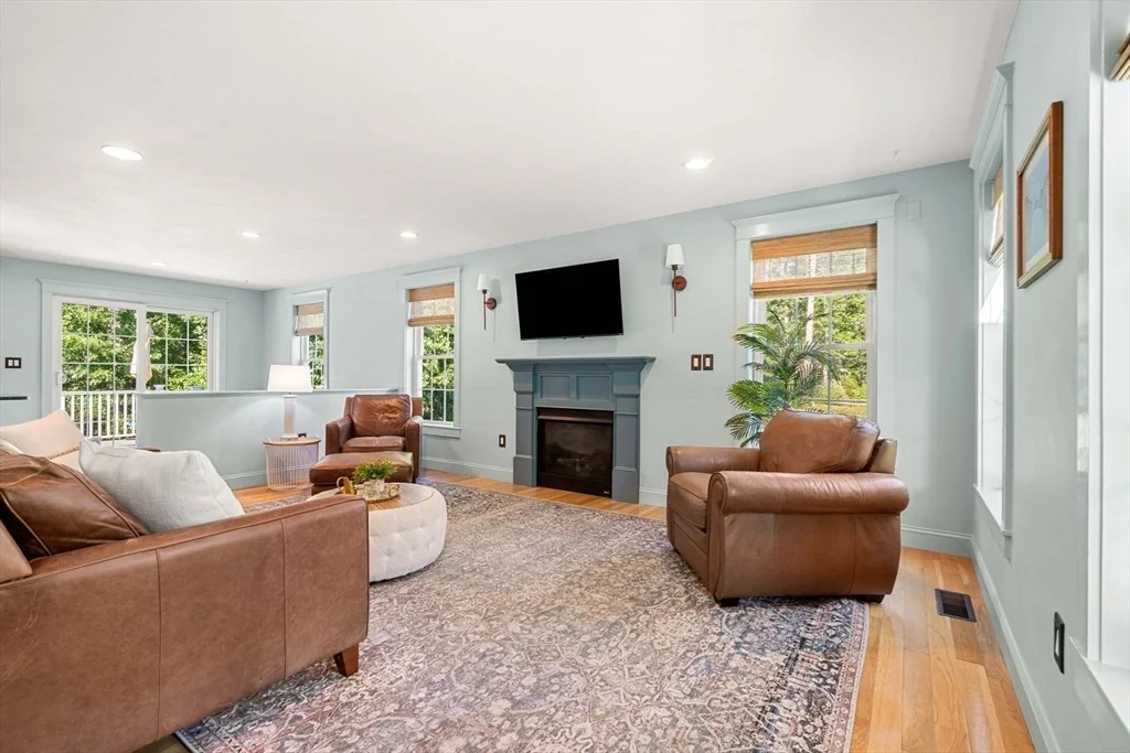Photo of 431 River St