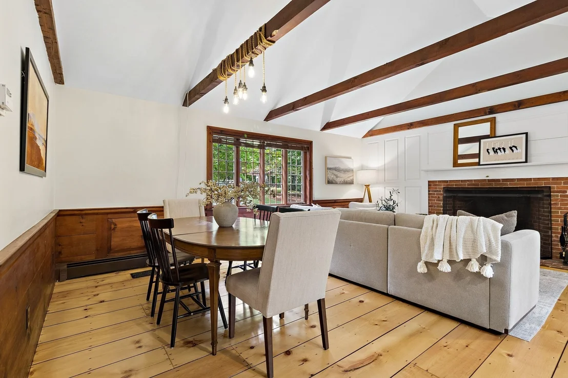 Photo of 35 Bare Hill Road