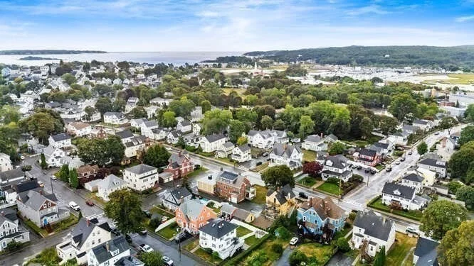 Photo of 6 Beauport Ave