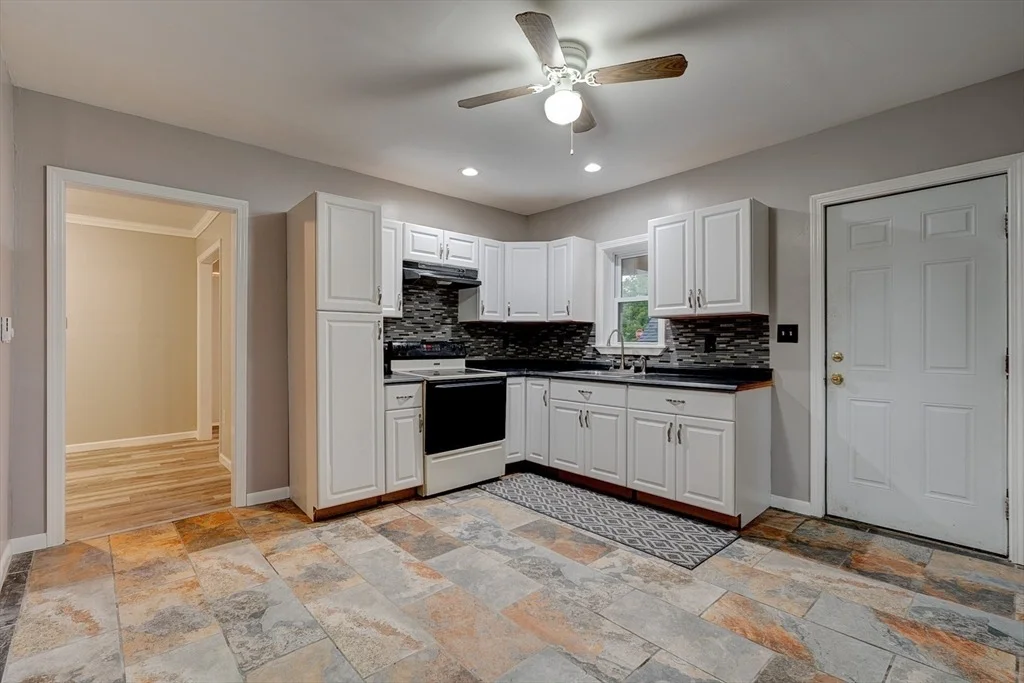 Photo of 51 View St