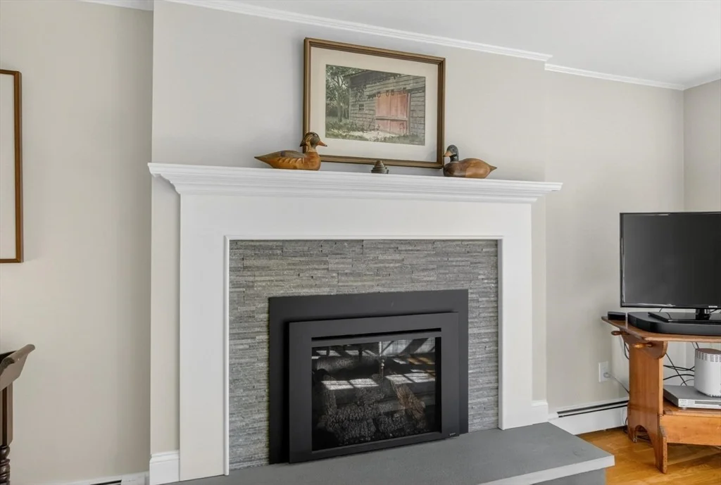 Photo of 18 Bromfield Rd