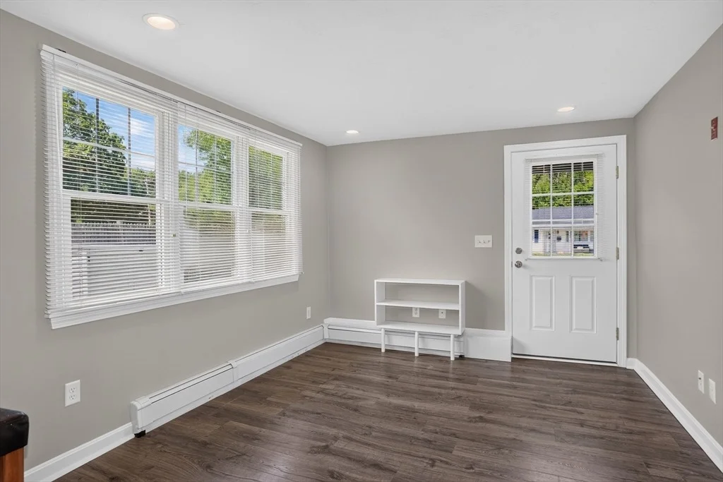 Photo of 24 Reo Rd