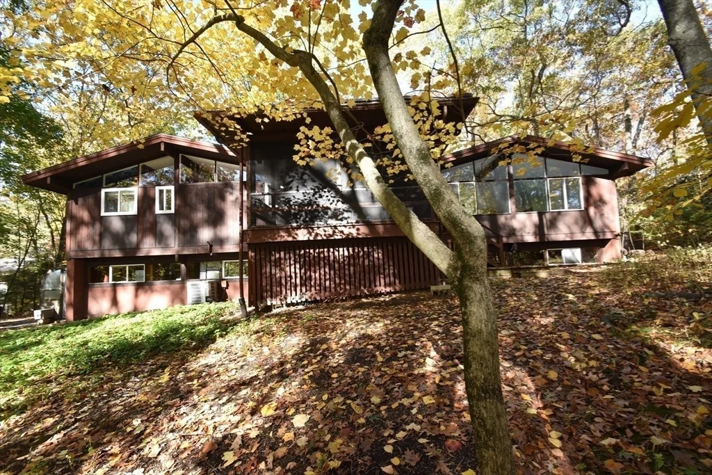 Photo of 39 Indian Ridge Road