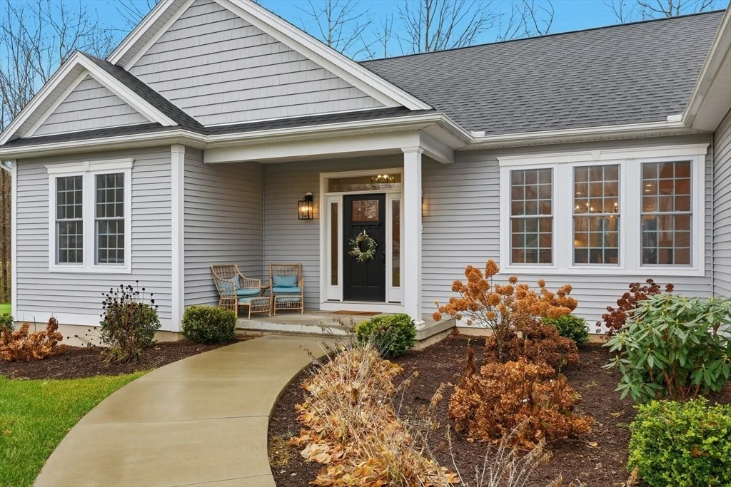 Photo of 28 Sycamore Cir