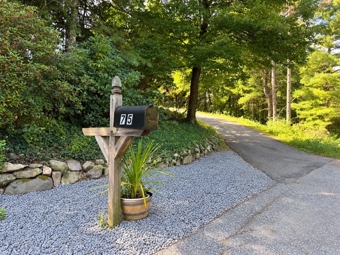 Photo of 75 Desert Brook Rd