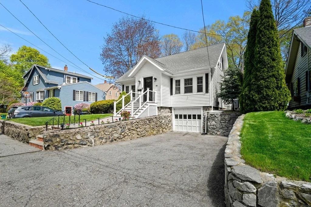 Photo of 76 Perkins St