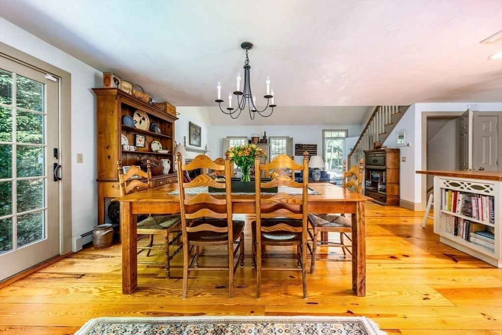 Photo of 8 Macandrew Dr