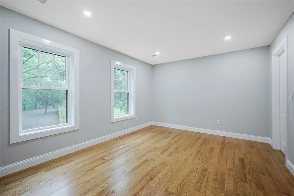 Photo of 87 Summer Street