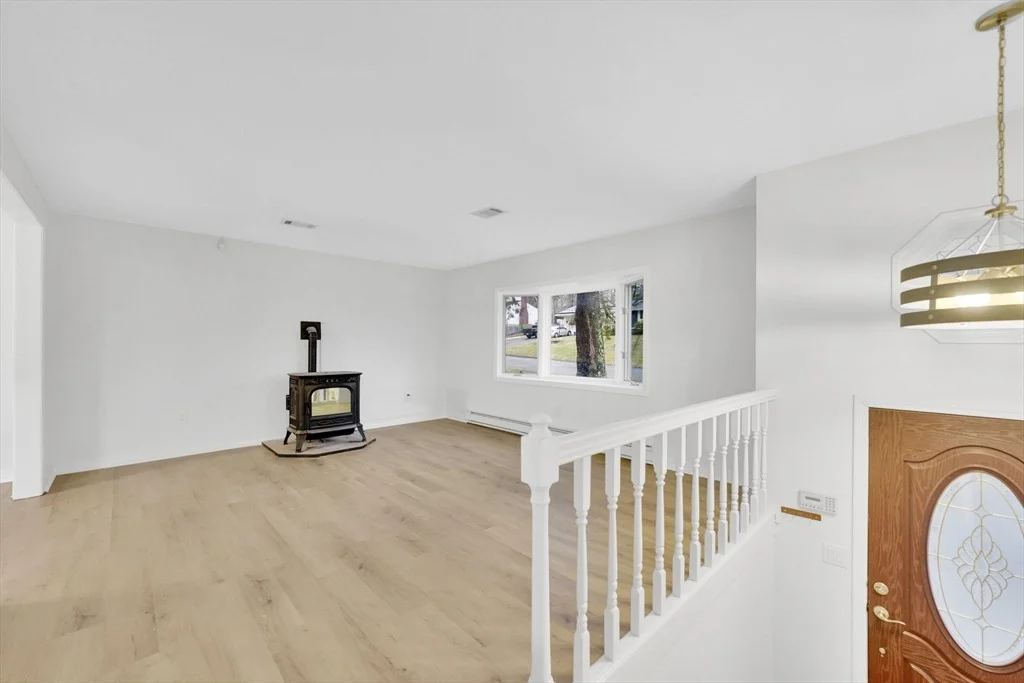 Photo of 25 Fox Hill Rd