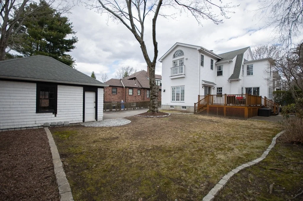 Photo of 403 Common St.