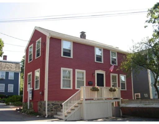 Photo of 10 Glover Square