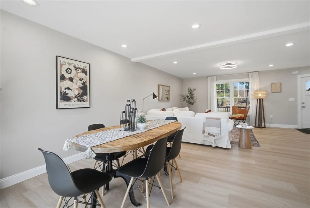 Photo of 212 Montgomery Rd