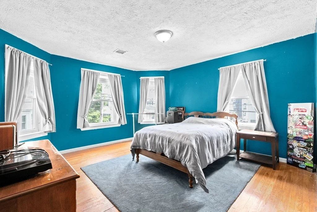 Photo of 93 Warren St.