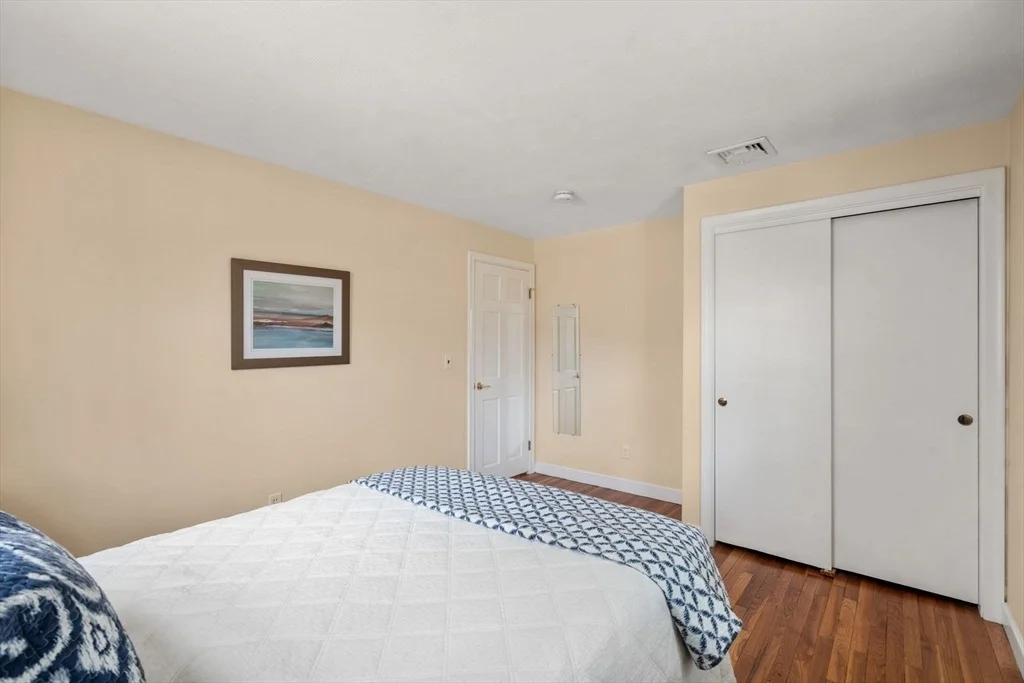 Photo of 23 Hillcrest Road