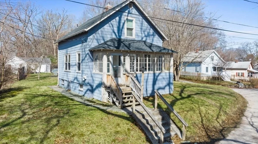 Photo of 88 Shore Dr