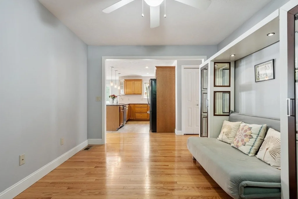 Photo of 15 Pinebrook Dr