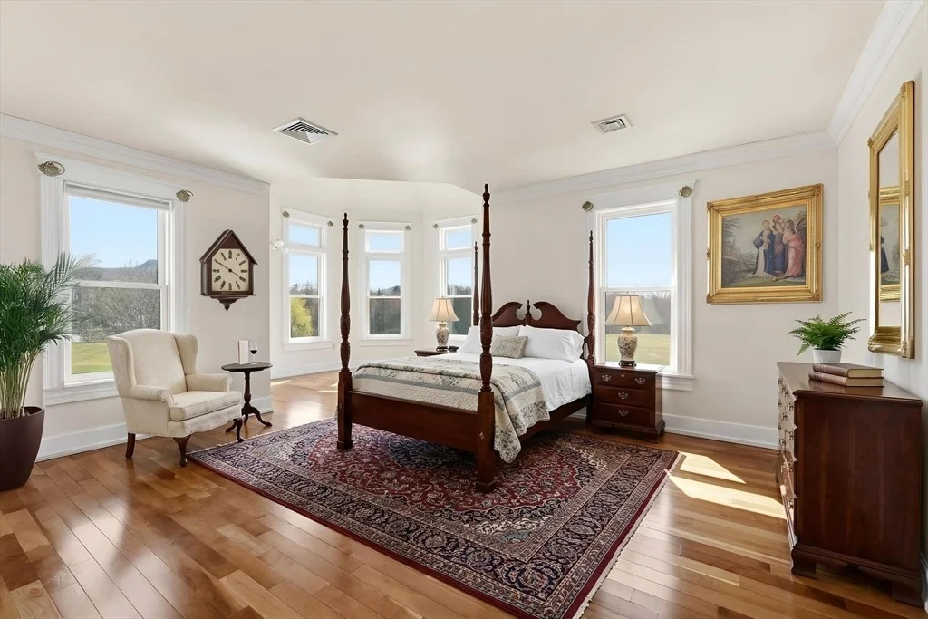 Photo of 365 Middle St