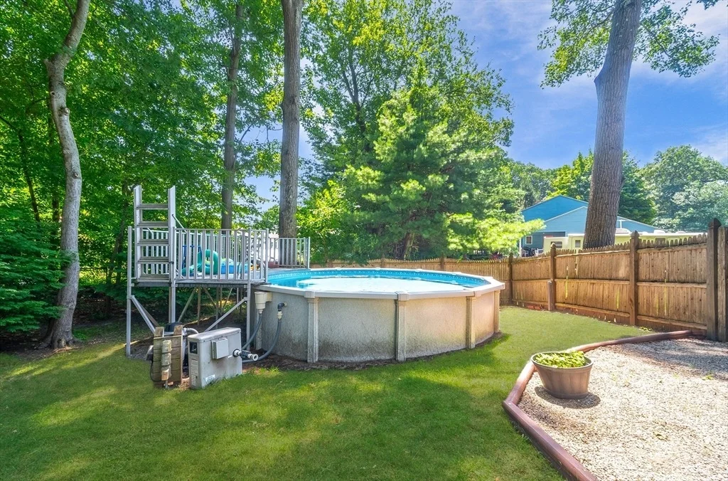 Photo of 7 Bunker Cir
