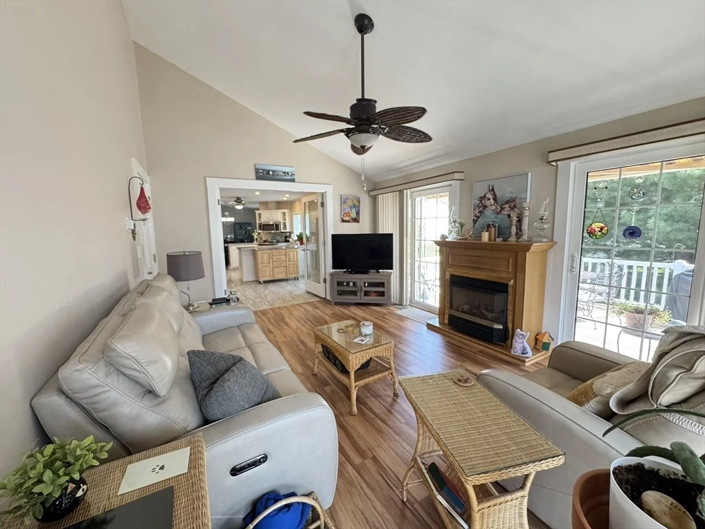 Photo of 61 Brookstone Dr.