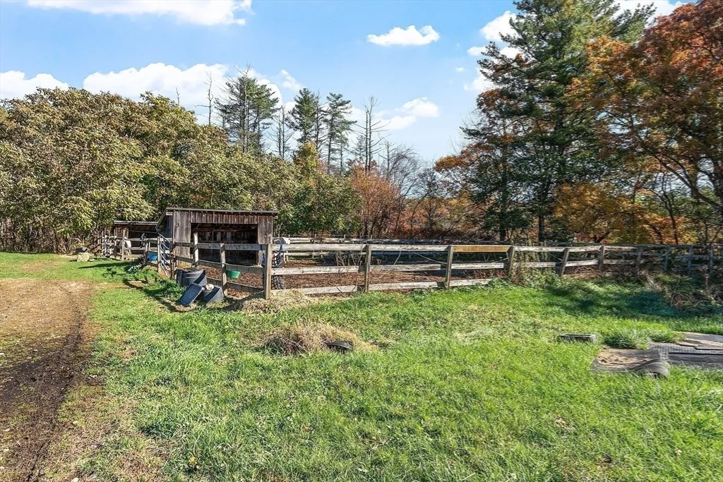 Photo of 84 Powers Rd