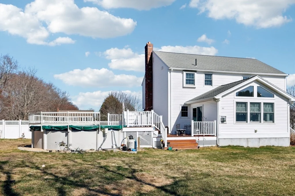Photo of 6 Waterview Dr