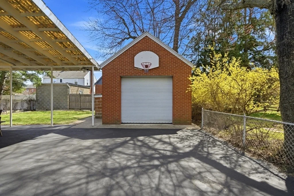 Photo of 75 Tufts St