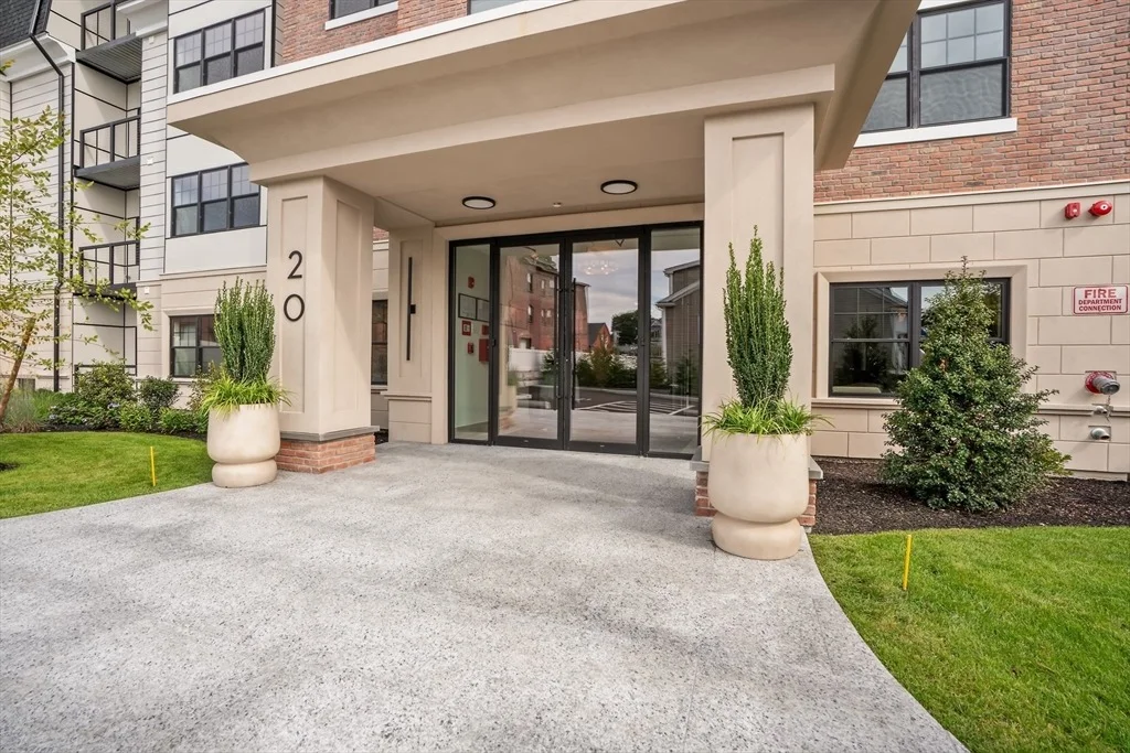 Photo of Unit 103 at 20 Audubon Way