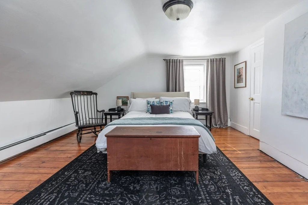 Photo of 27 Saint James St