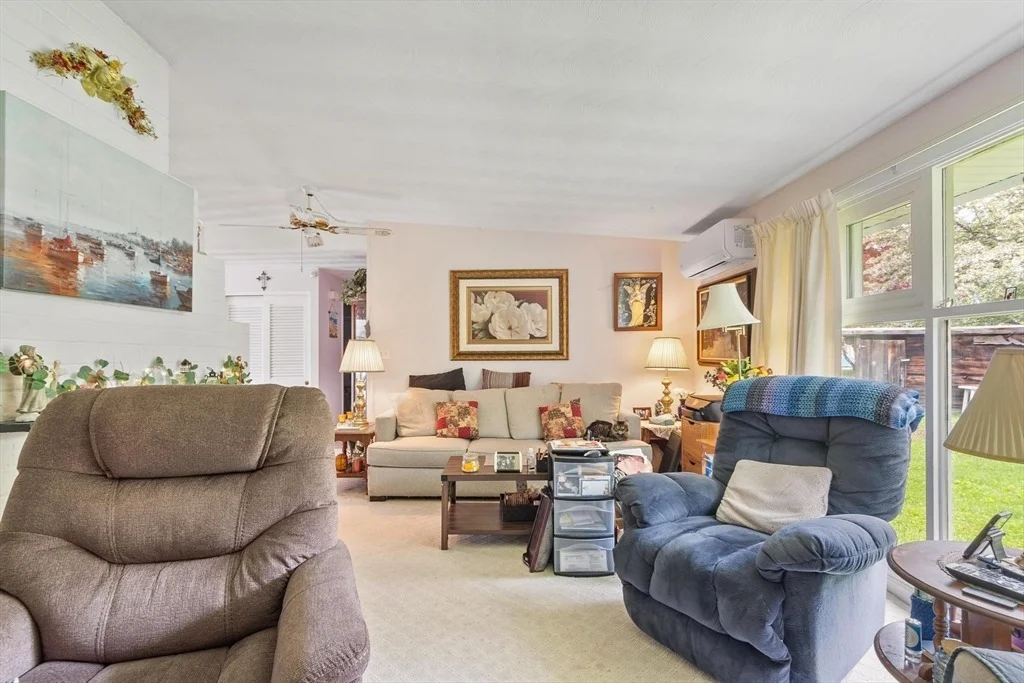 Photo of 40 Ruthellen Road