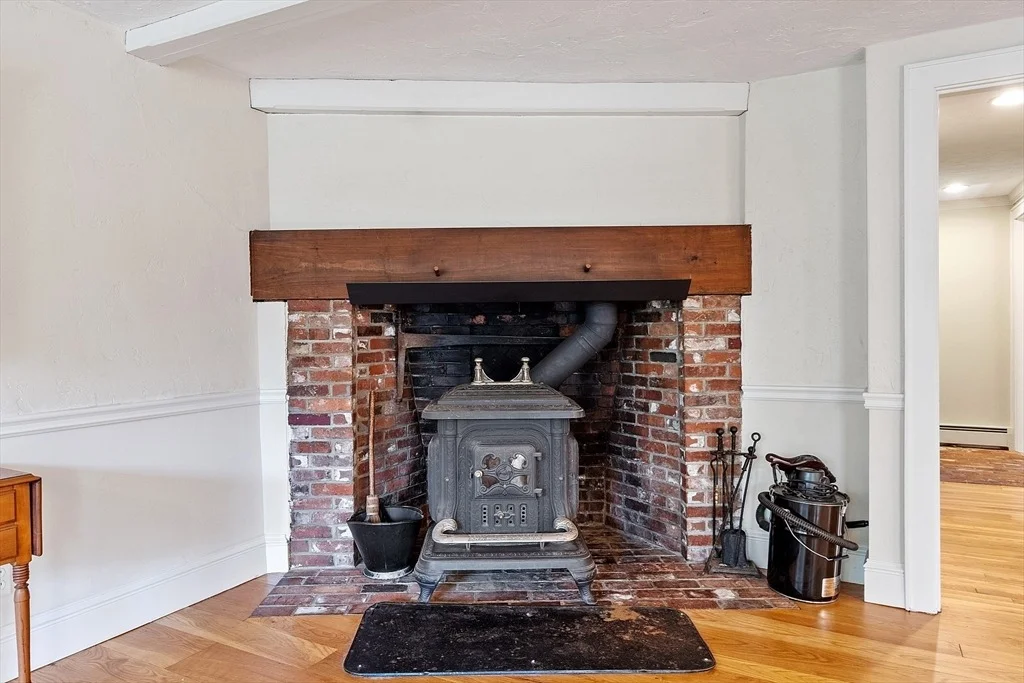 Photo of 159 West Bare Hill Rd