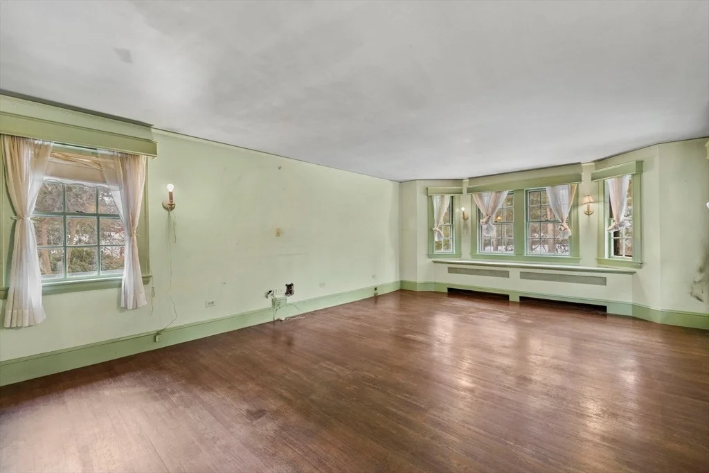 Photo of 30 Swan Rd