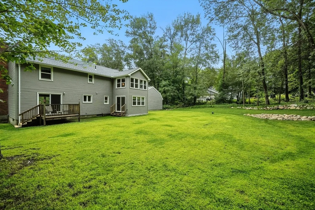 Photo of 11 Ed Holcomb Rd