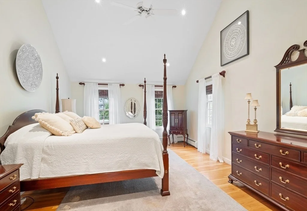 Photo of 2 Knollwood Drive