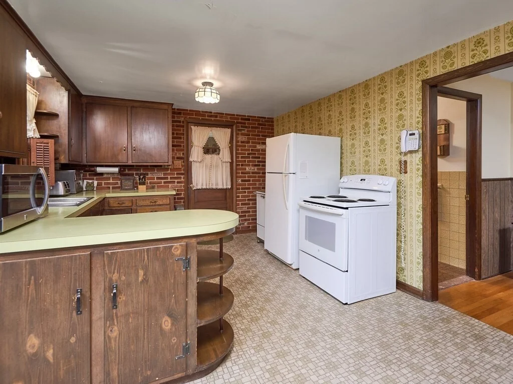 Photo of 12 Chartier Ln