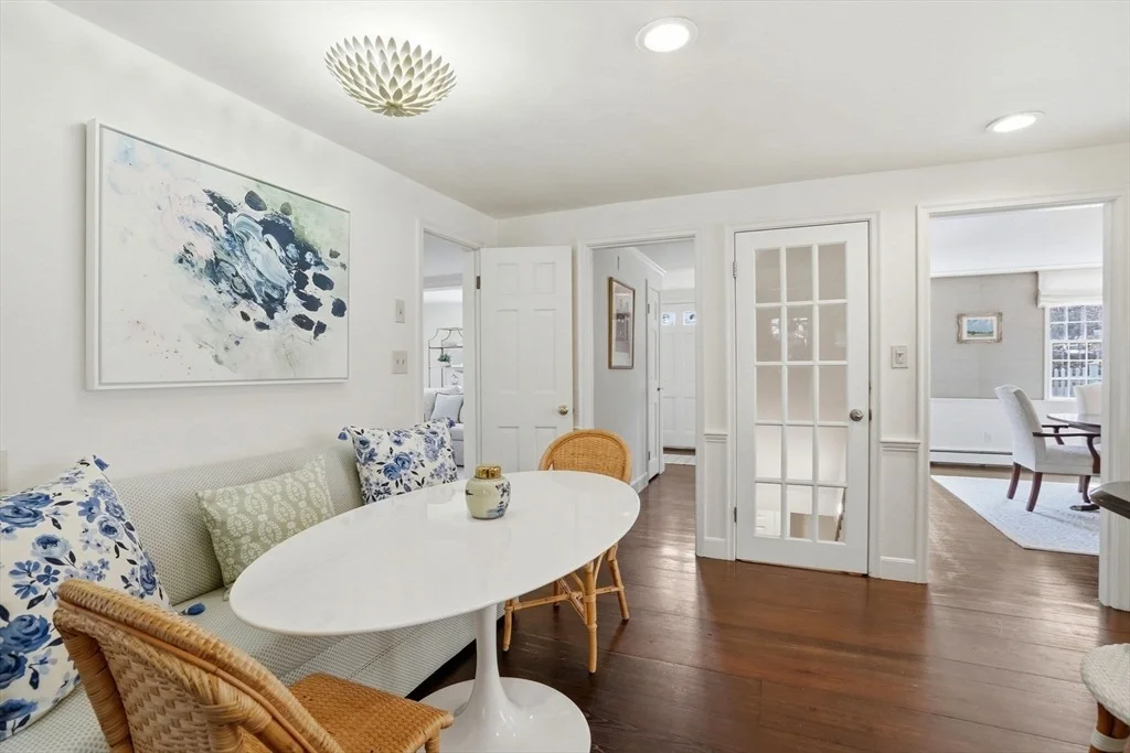 Photo of 2 Queen Anne Ln