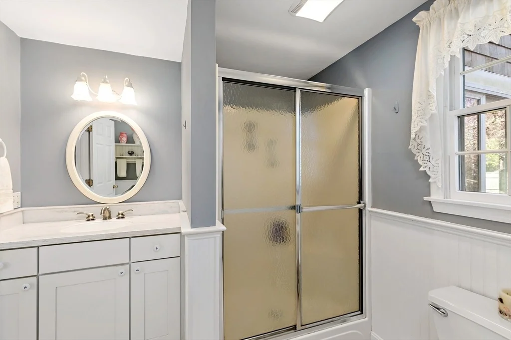 Photo of 120 Stonehenge Dr