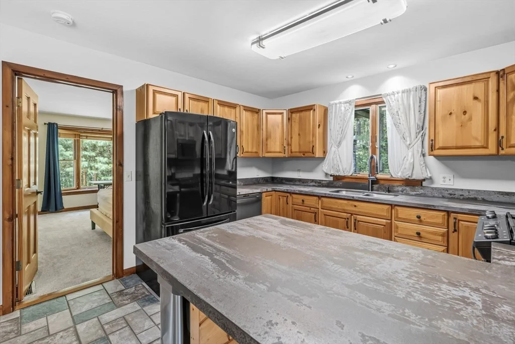Photo of 345 Harvey Rd