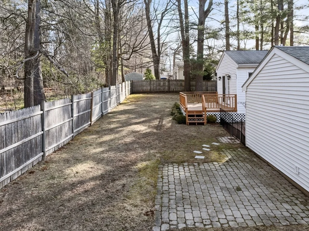Photo of 2 Meadow Rd