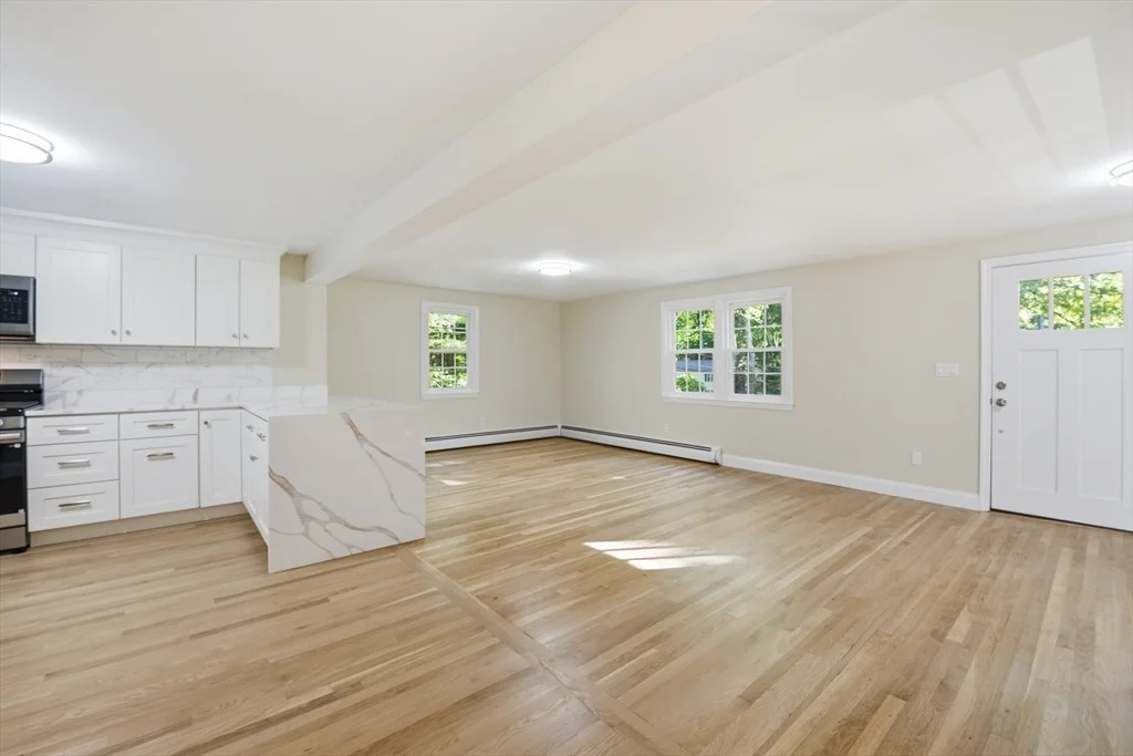 Photo of 3 Jonathan Ln